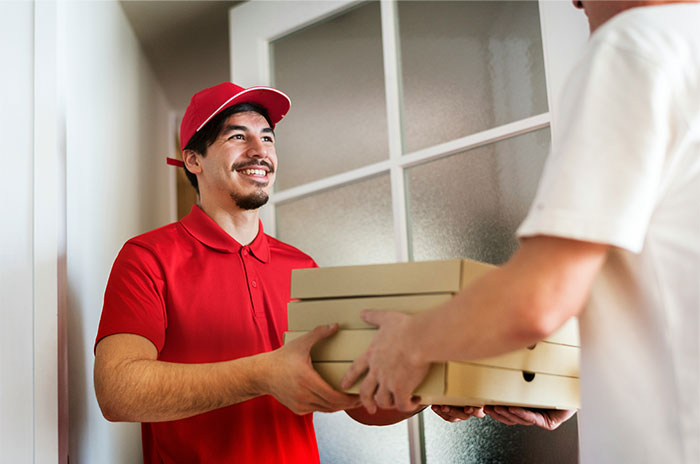 30 Weird And Shocking Things Workers Saw While Entering People’s Homes For Their Job