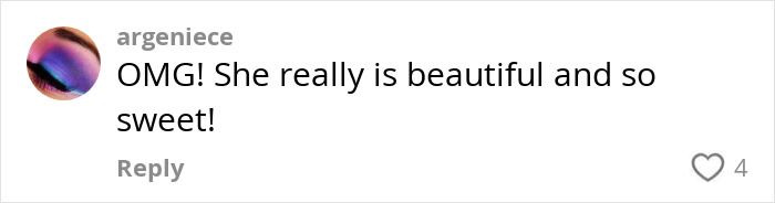 User comment saying OMG and complimenting someone as beautiful and sweet on a viral Meghan Markle note to flight attendant.