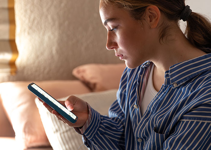 Seemingly Innocent Posts Can Lead To Alt-Right Rabbit Holes, As This Woman Points Out