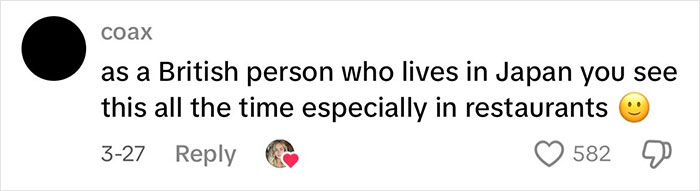 Comment on social media about common experiences in Japanese restaurants from a British person living in Japan.