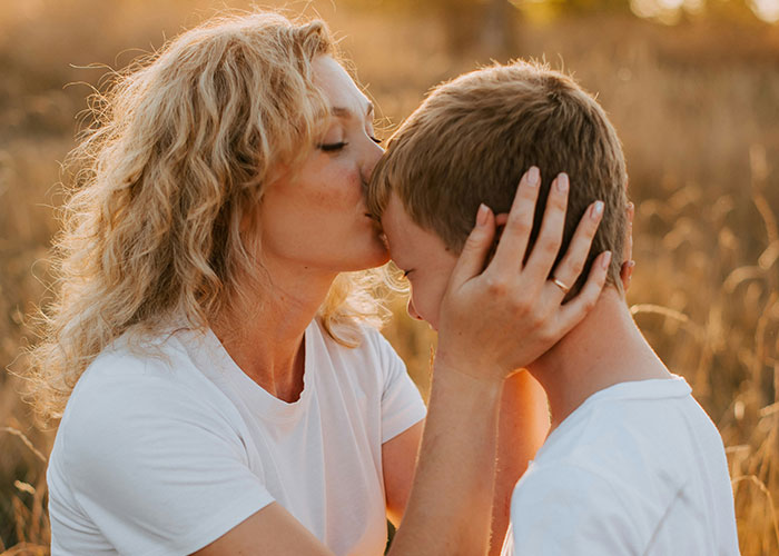 Men Are Sharing Their 'Reverse The Genders' Moments To Raise Awareness Of The Double-Standard