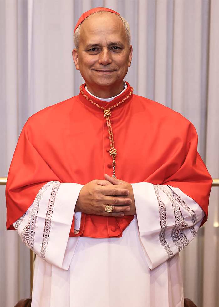 &ldquo;Habemus Papam&rdquo;: White Smoke Signals New Pope Has Been Chosen, Chicago-born Robert Prevost