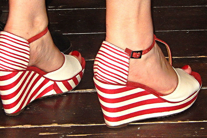 “Gauchos”: 50 Forgotten Fashion Trends That People Never Want To See Again 