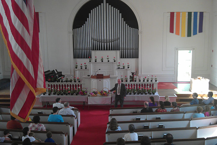 People Didn’t Realize They Were In A Cult Until These 40 Moments