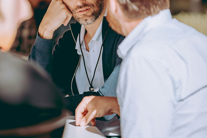 People Didn’t Realize They Were In A Cult Until These 40 Moments