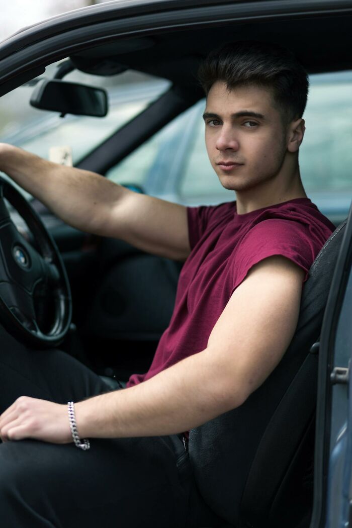 50 Times Men Terrified Women Without Even Realizing It