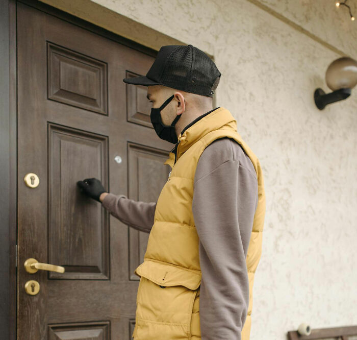 50 Times Men Terrified Women Without Even Realizing It