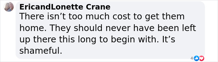 Facebook comment criticizing long space missions, relating to astronauts who spent 286 days in space and their struggles after returning.