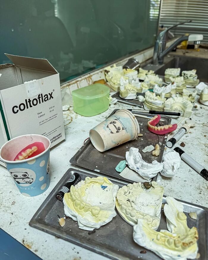 Inside The Abandoned Dental Office Frozen In Time Since 2011