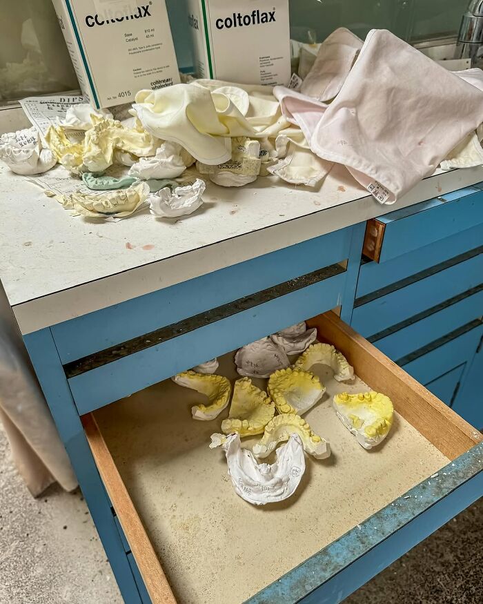 Inside The Abandoned Dental Office Frozen In Time Since 2011