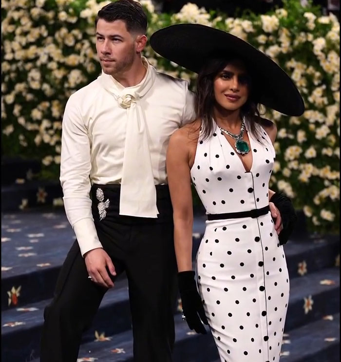 Celebrity couple at Met Gala 2025, showcasing dramatic weight loss and fashion impact sponsored by Ozempic.