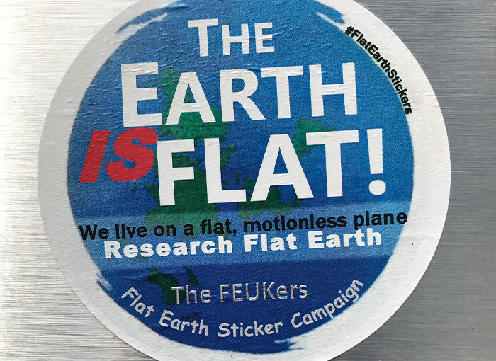 40 Times People Saw Others Act So Dumb They Had To Fight To Control Their Reactions