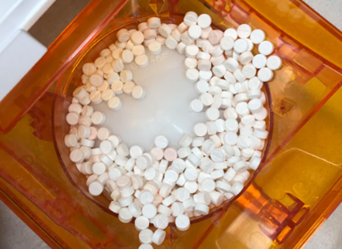 40 Times People Saw Others Act So Dumb They Had To Fight To Control Their Reactions