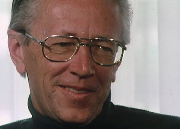 50 Stories About Celebrities That Contradict Their Public Image They’ve Created