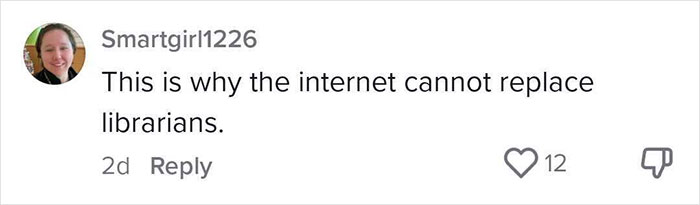 Comment from user Smartgirl1226 stating internet cannot replace librarians, related to 2025 summer reading list runs in newspapers.