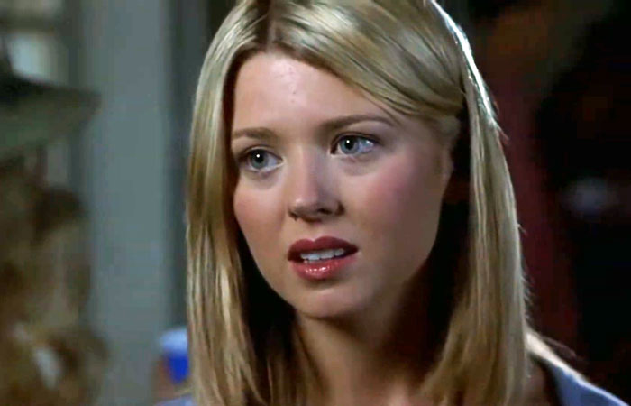 American Pie star with blonde hair looking surprised during a recent interview, appearing almost unrecognizable to fans American Pie star with blonde hair looking surprised during a recent interview, appearing almost unrecognizable to fans