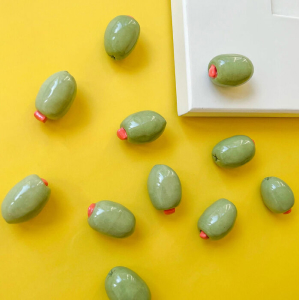 25 Ways To Surround Yourself With Food That Won't Actually Go Bad