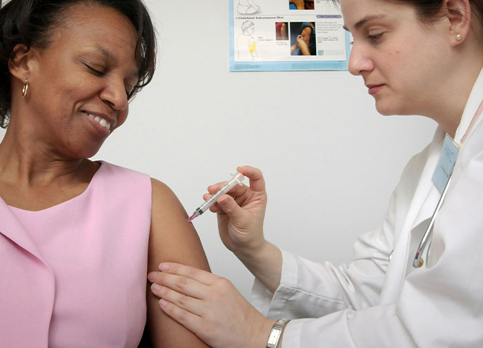 40 Unhinged Analogies That Explain Complex Medical Problems With Ridiculous Clarity