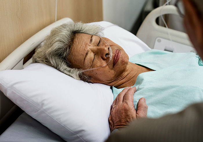 40 Unhinged Analogies That Explain Complex Medical Problems With Ridiculous Clarity