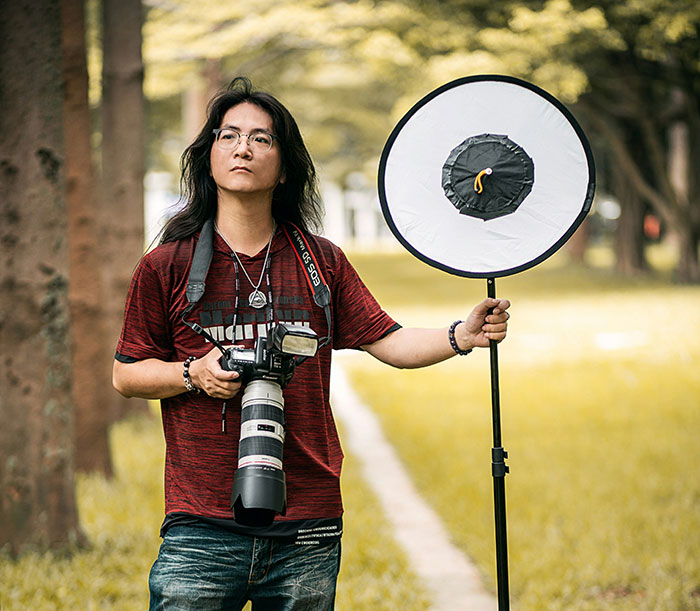 Mom Demands Free Photo Shoot For Her "Babies", Gets Told She's "Embarrassing"