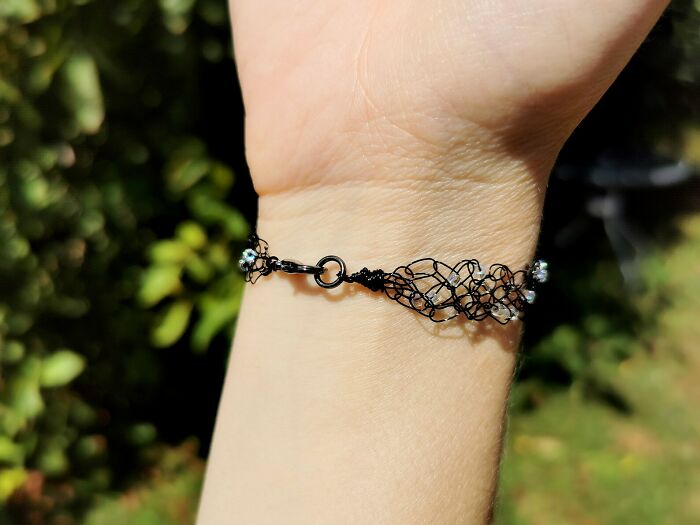 I Crochet With Wire Instead Of Yarn, And Here Are My 12 Best Works