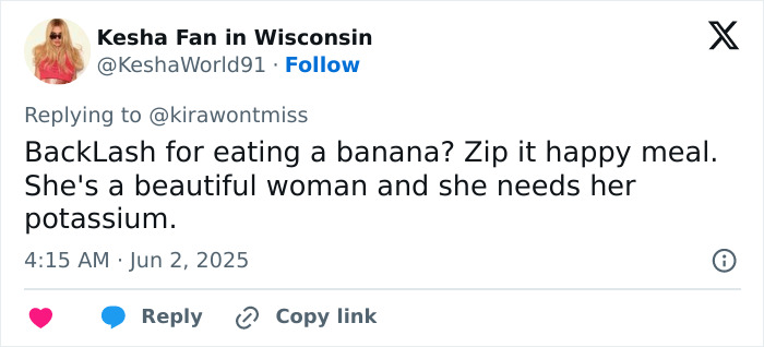 Tweet from a Kesha fan defending her amid backlash over an X-rated banana act at Mighty Hoopla music festival.