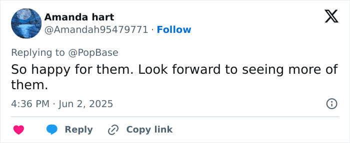 Screenshot of a Twitter reply expressing support amid JoJo Siwa's post about orientation causing Pride Month backlash.