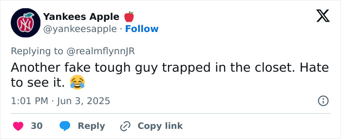 Screenshot of a Twitter reply from Yankees Apple mocking Michael Flynn's son over anti-pride Parks and Rec post. Screenshot of a Twitter reply from Yankees Apple mocking Michael Flynn's son over anti-pride Parks and Rec post.