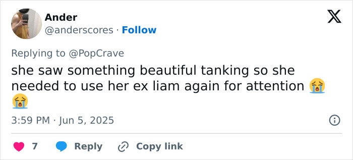 Tweet by user Ander reacting to Miley Cyrus taking a jab at ex-husband Liam Hemsworth with a brutal comment online. Tweet by user Ander reacting to Miley Cyrus taking a jab at ex-husband Liam Hemsworth with a brutal comment online.