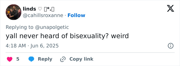 Twitter reply mentioning bisexuality in response to a post about famous lesbians and concerning relationship trends.
