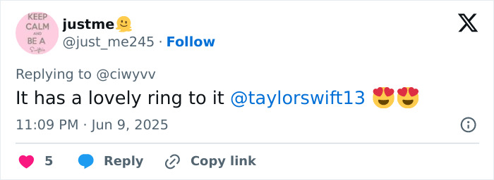 Social media user commenting on a post about Taylor Swift and Travis Kelce&rsquo;s rumored secret wedding invitation.