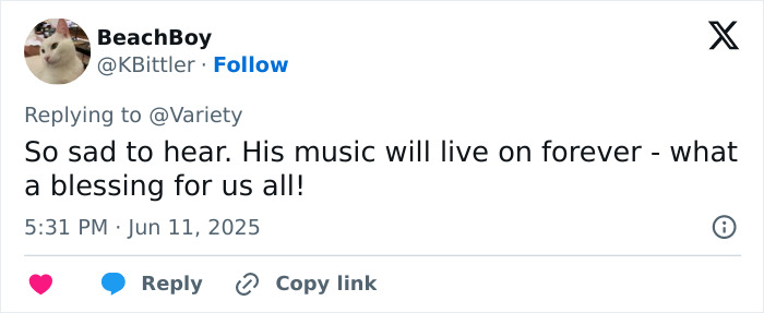 Screenshot of a Twitter tribute expressing sadness over the Beach Boys co-founder and musical genius passing at 82.