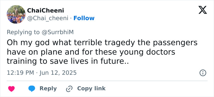 Tweet showing emotional reaction to tragedy involving young medical students after Air India plane crashes into campus