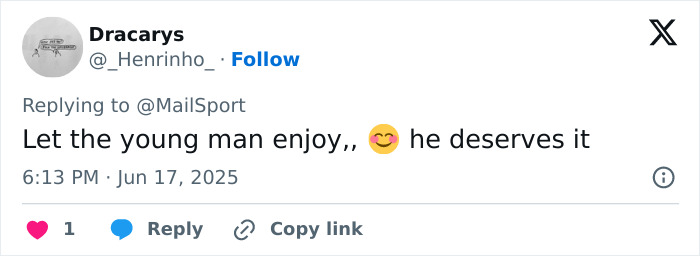 Social media comment supporting influencer, 29, vacationing with minor seen amid backlash and public discussion.