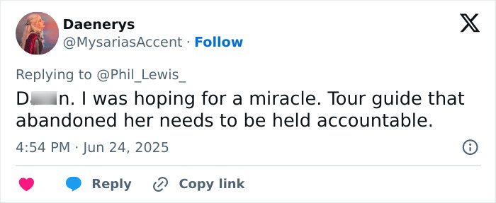 Tweet expressing outrage over abandoned tourist during volcano tours, calling for accountability of the responsible guide. Tweet expressing outrage over abandoned tourist during volcano tours, calling for accountability of the responsible guide.
