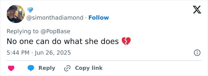 "End Of An Era": Anna Wintour Steps Down From Vogue After 37 Years