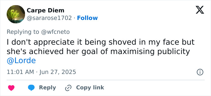 Tweet expressing frustration about Lorde fans stunned by an X-rated image found inside new vinyl release. Tweet expressing frustration about Lorde fans stunned by an X-rated image found inside new vinyl release.