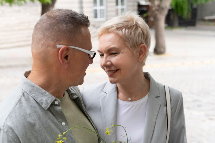 “I Could Have Avoided 2 Decades Of Hell”: 40 Of The Deepest Secrets Parents Kept From Their Kids