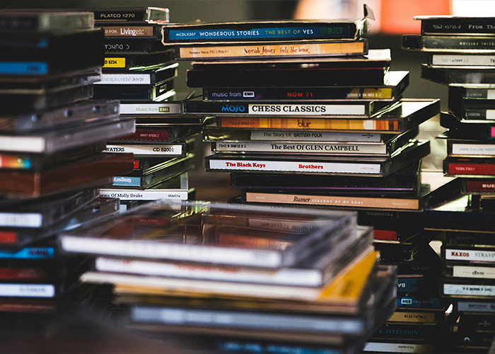 “Not Falling For Propaganda”: 40 People Swear By These Outdated Things They Refuse To Stop Using