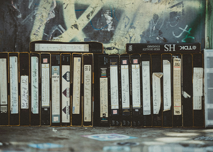 “Not Falling For Propaganda”: 40 People Swear By These Outdated Things They Refuse To Stop Using