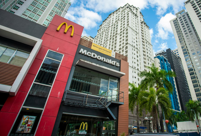 45 Former Employees Reveal Crazy Secrets They Couldn’t Tell While Working