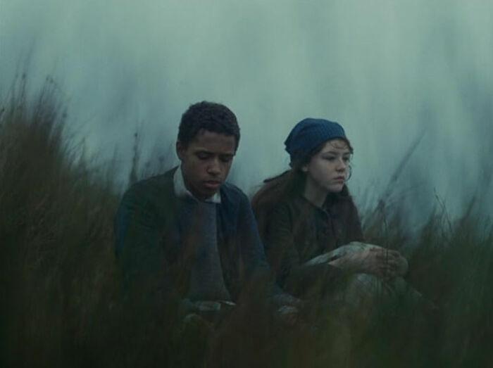 30 People Call Out Popular Romantic Movies That Are Actually Super Toxic