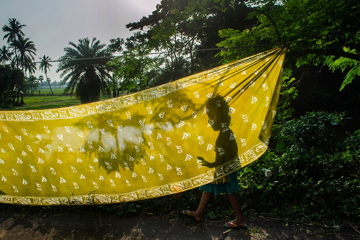 Chasing Colors - The Soul Of Street Photography