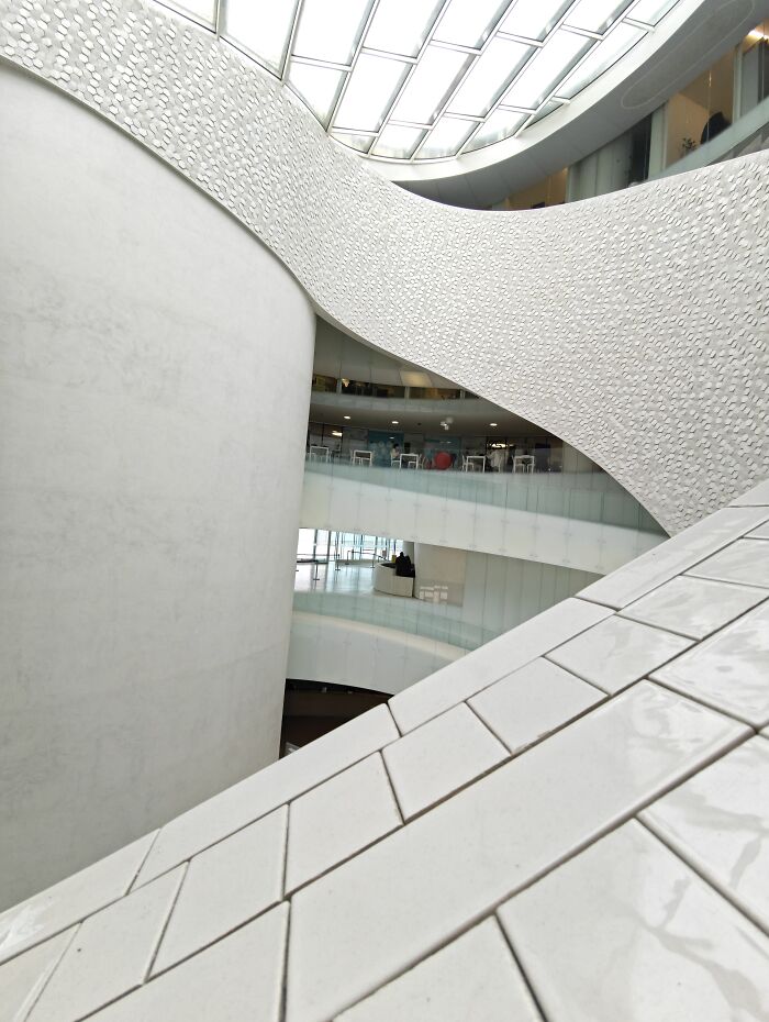 Docking In The Future: Leix&otilde;es Porto Cruise Terminal's Bold, Futuristic Design