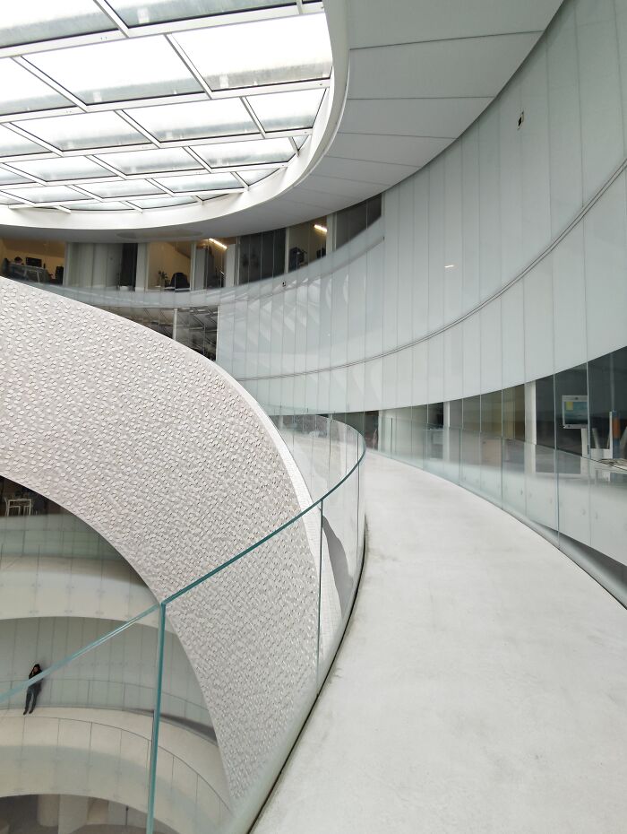 Docking In The Future: Leix&otilde;es Porto Cruise Terminal's Bold, Futuristic Design