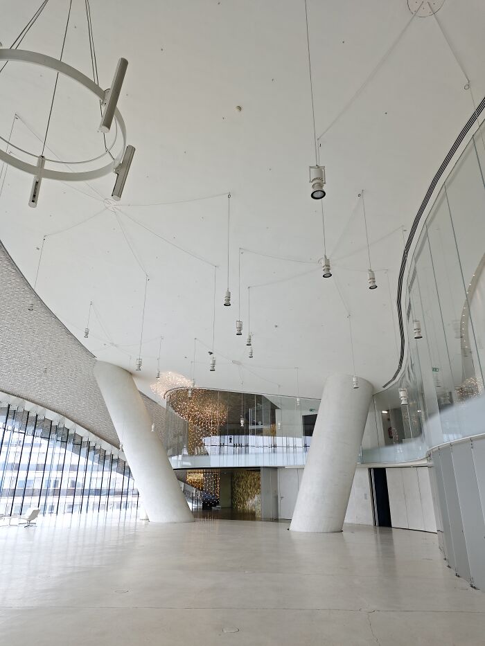 Docking In The Future: Leix&otilde;es Porto Cruise Terminal's Bold, Futuristic Design