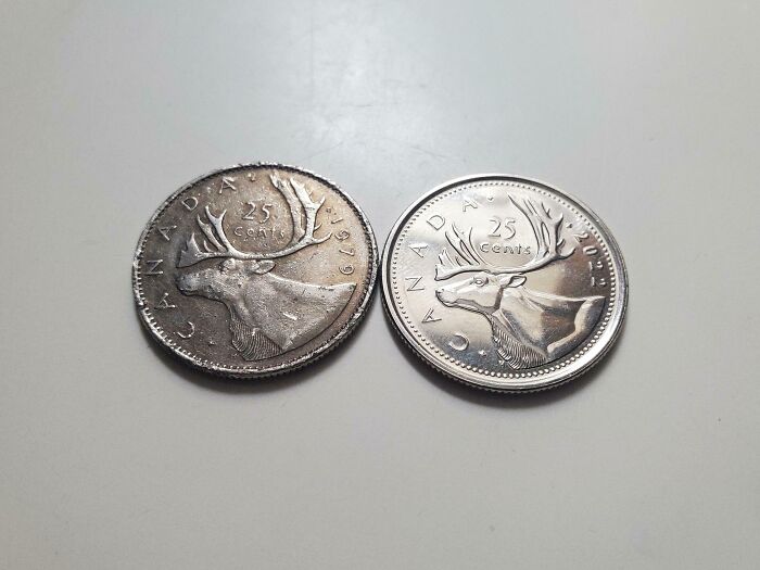 Two Canadian 25 cent coins side by side showing variety in wear and design from different years comparison pics