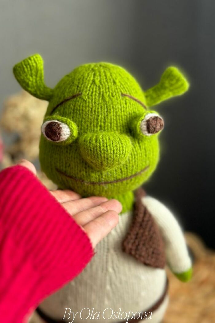 Here&rsquo;s How To Knit Your Ogre Toy From The Movie 'Shrek'