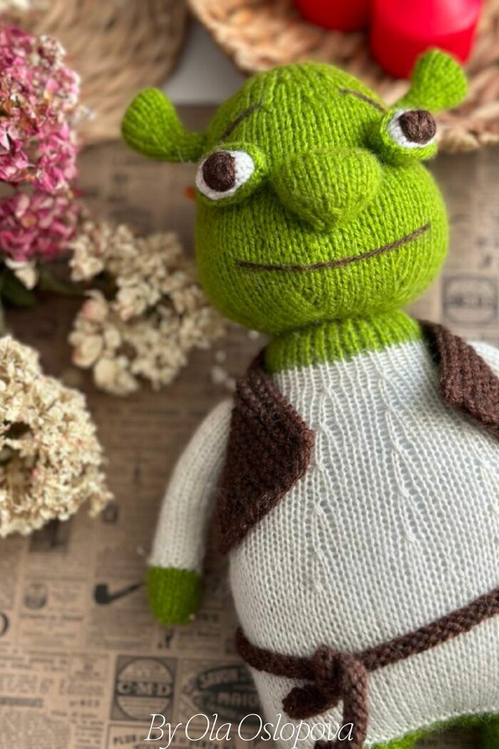 Here&rsquo;s How To Knit Your Ogre Toy From The Movie 'Shrek'