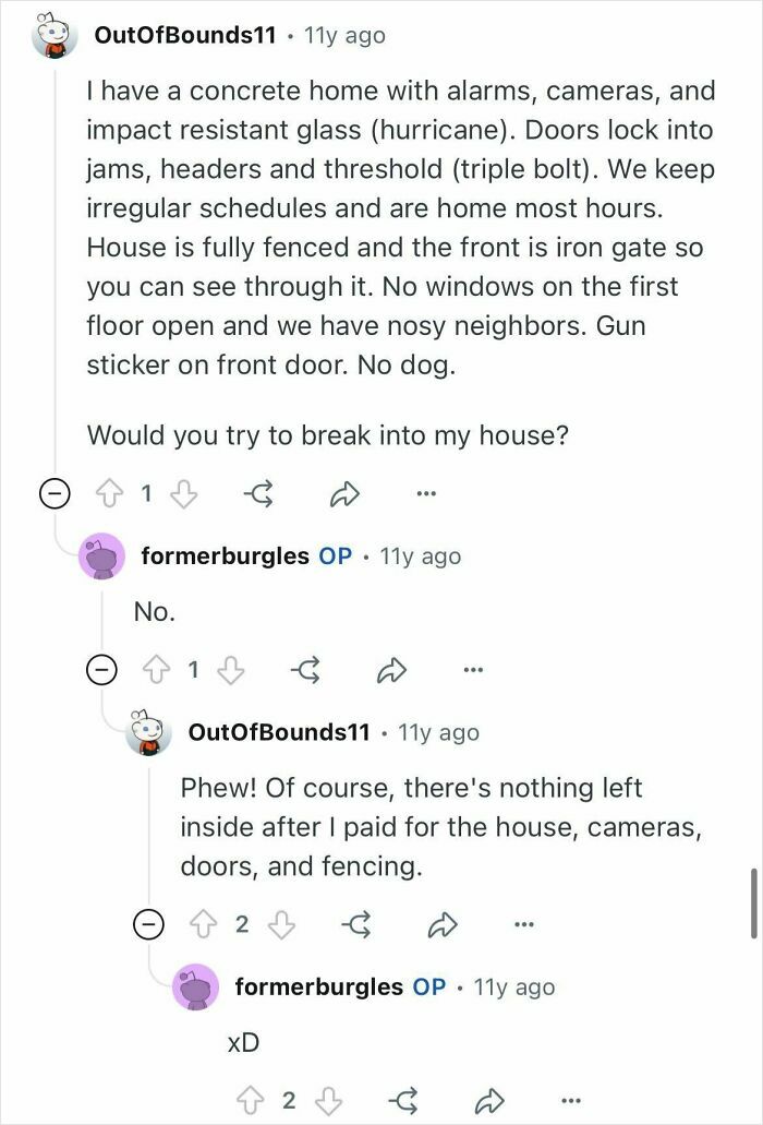 Reddit conversation showing a former burglar explaining what kept them from breaking into a well-secured home.